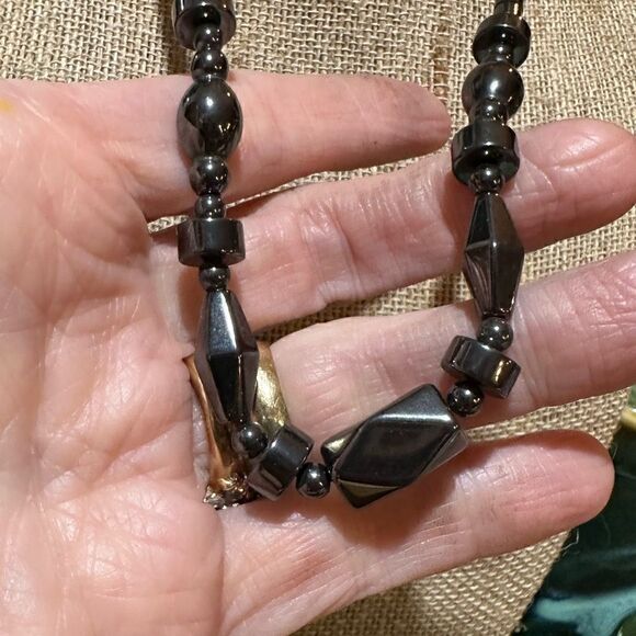 Handcrafted Genuine Hematite Healing Magnetic Necklace 16” - Picture 2 of 4